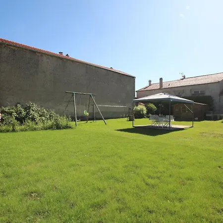 Holiday home Maison Familiale Pres Du Parc Regional Du Pilat - Fr-1-582-49 *