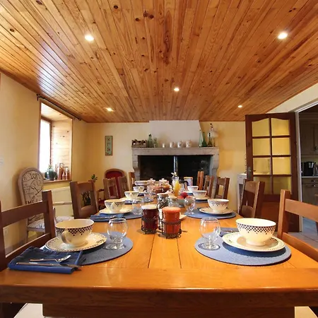 Maison Familiale Pres Du Parc Regional Du Pilat - Fr-1-582-49 Holiday home *